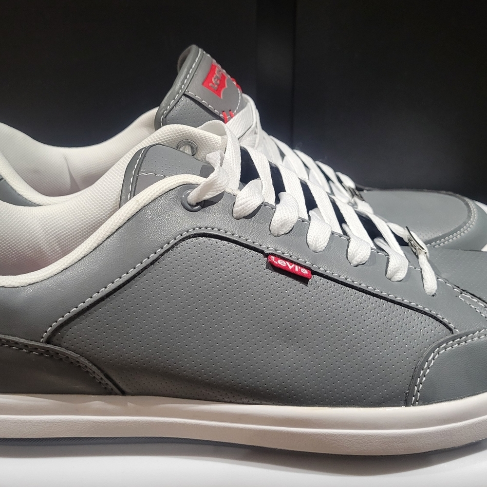 Levi's Casual-11.0